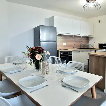 Apartment Kermael - Appt Vue Et Piscine Partagee Saint-Briac-sur-Mer