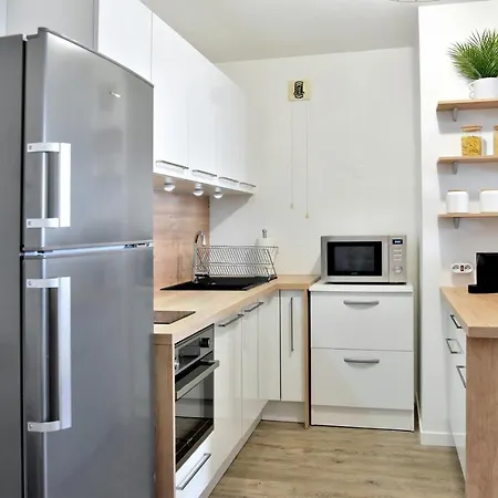 Apartment Kermael - Appt Vue Et Piscine Partagee Saint-Briac-sur-Mer